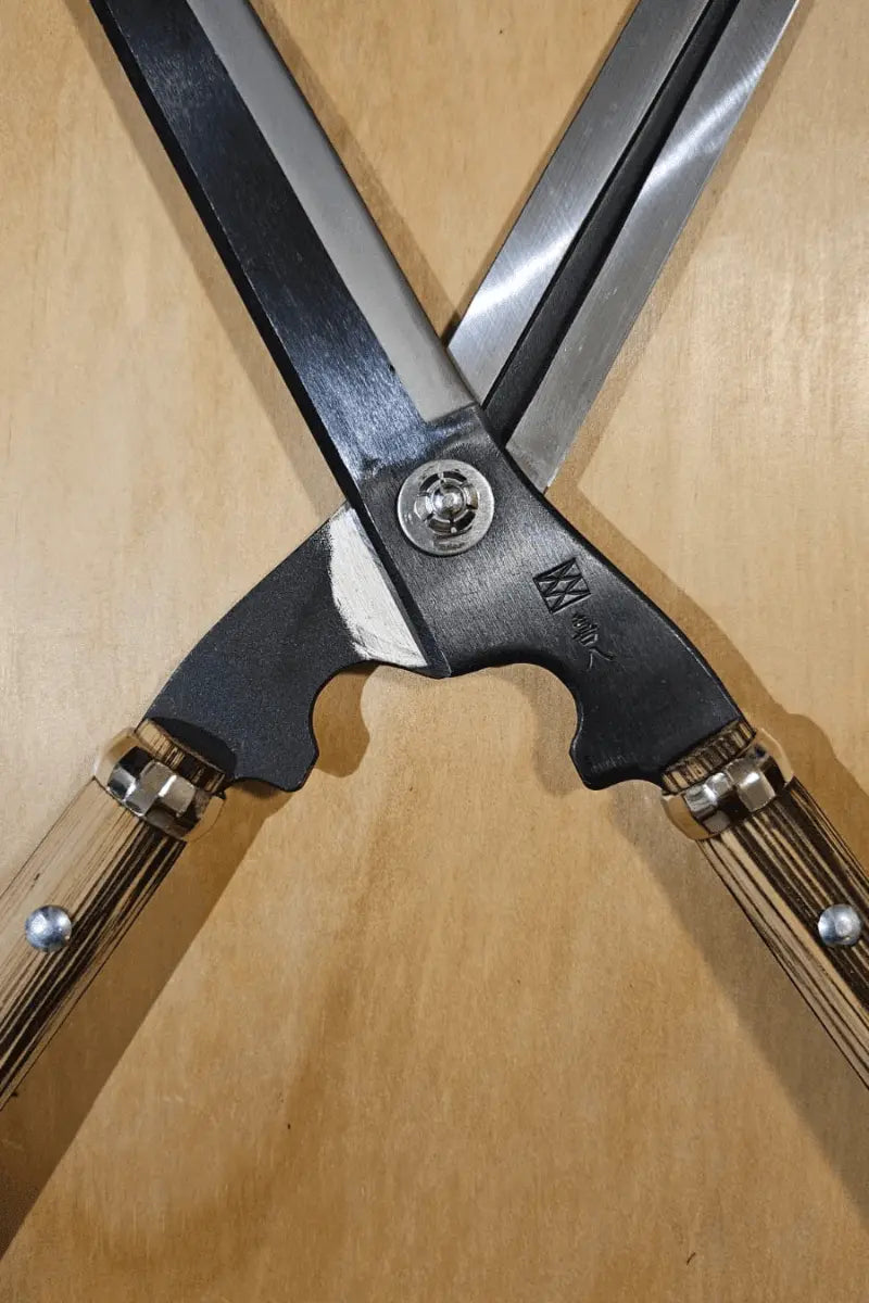 Masamune 240mm pruning shears, blue paper steel - East-West Tools