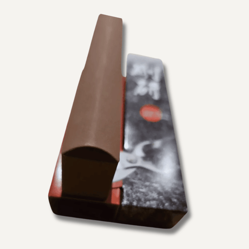 Curved whetstone profile for sharpening garden scissors and pruning shears