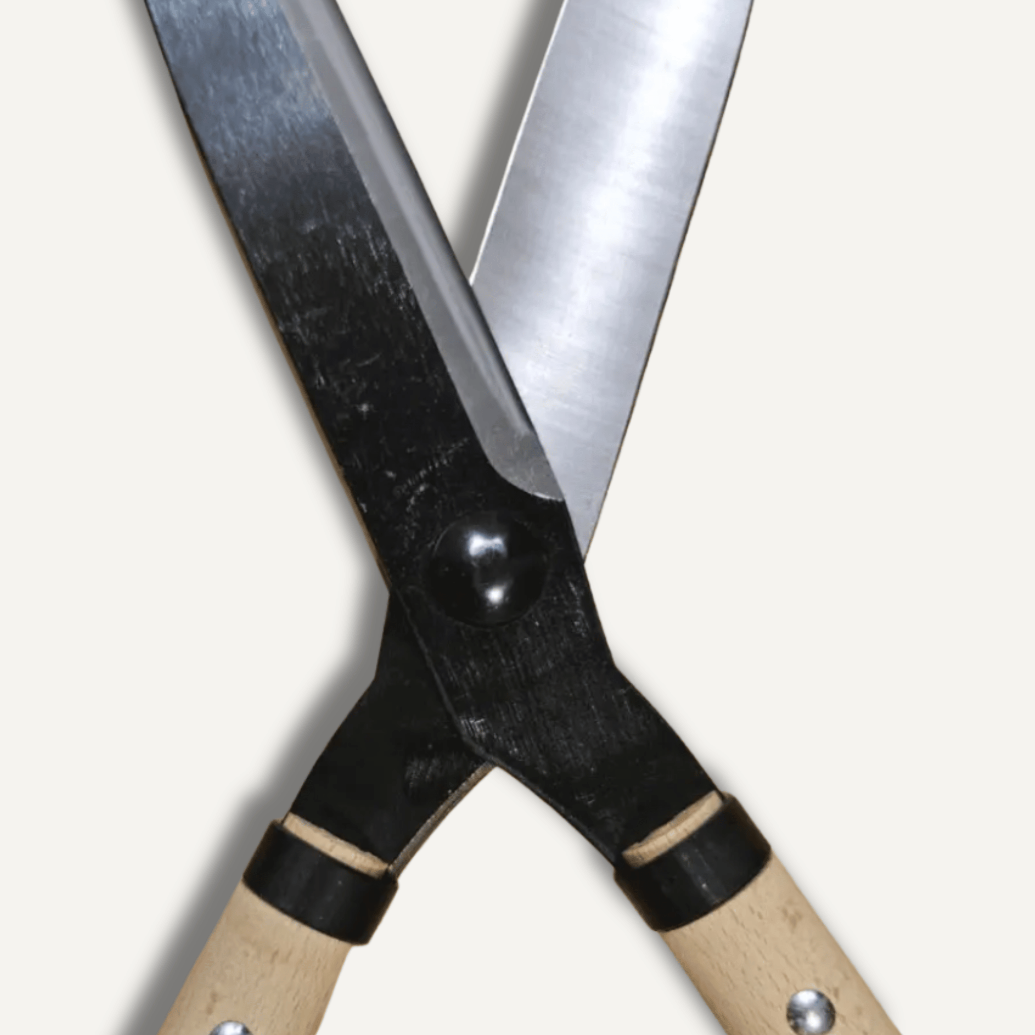 'Yoshioka' Curved Topiary shears - Yasugi White paper Steel East-West Tools