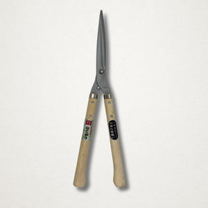180mm Nokokari shears on white background