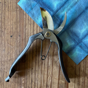 Tobisho Classic Type-A 200 mm pruning shears open, showing cutting geometry and forged steel blades