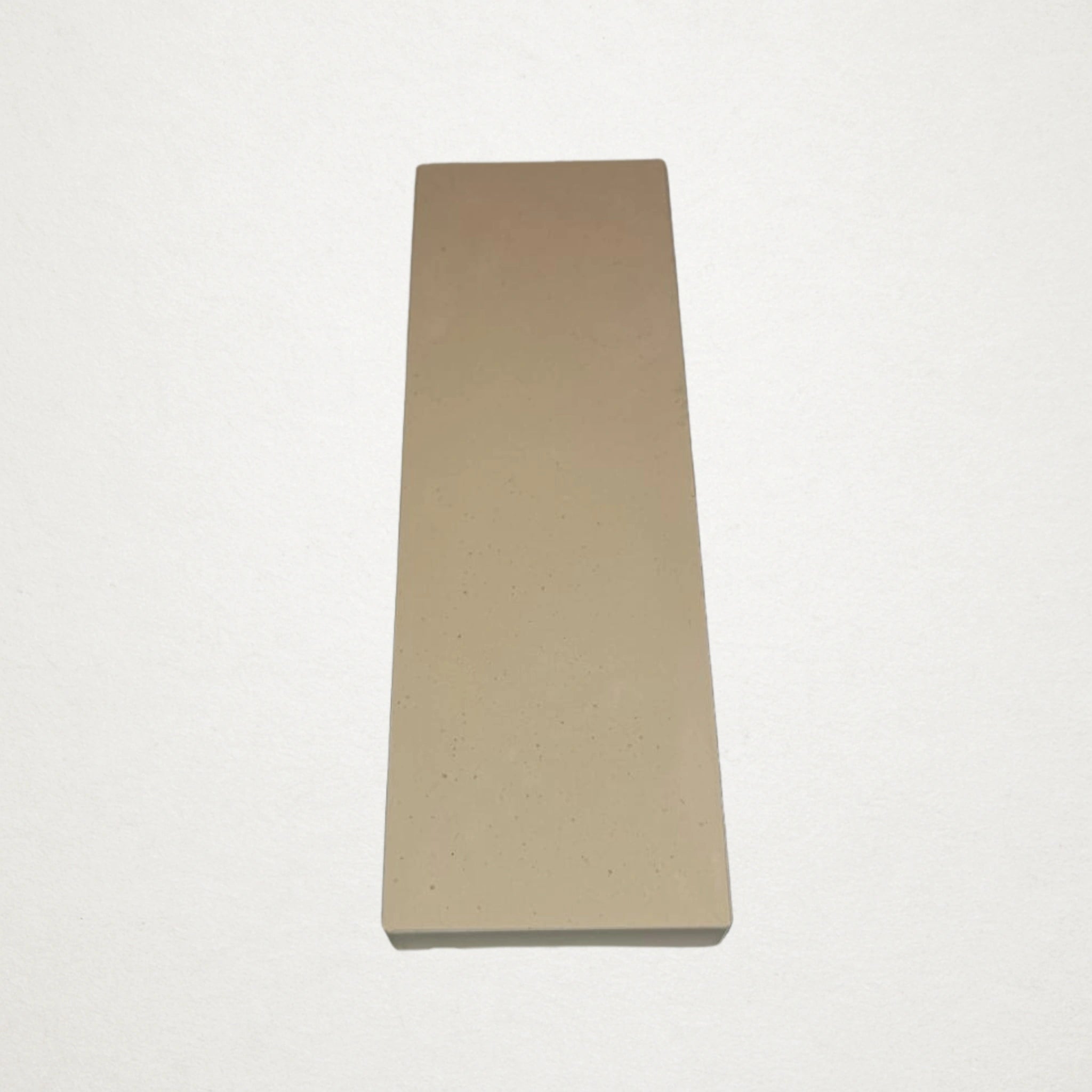 Naniwa Gouken Hayabusa 4000 grit whetstone side view with packaging